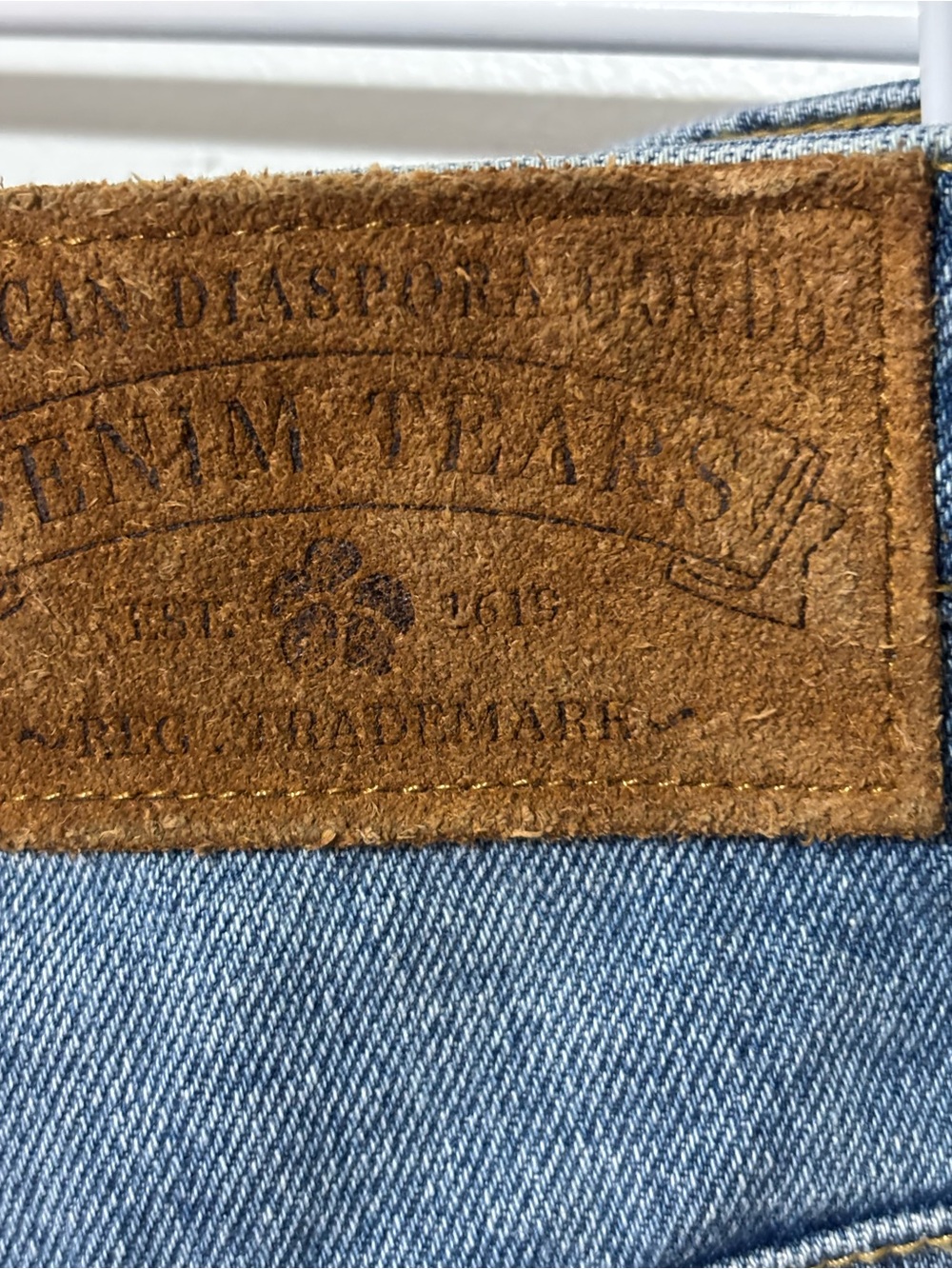 DENIM TEARS JEAN SHORTS MENS 100% AUTHENTIC. - Picture 11 of 16